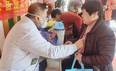 杭州余杭同安医院开展社区义诊活动,为社区居民送健康