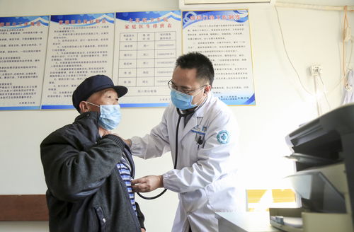 疫情防控与卫生服务双线并进，健康咨询助力全民健康素养提升